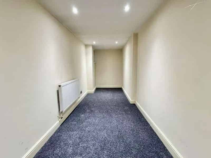 2 Bed Flat for Sale - Ground Floor Apartment with Open Plan Living