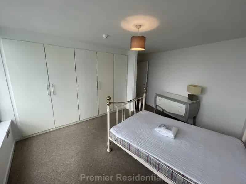 1 Bedroom Apartment Beetham Tower Liverpool