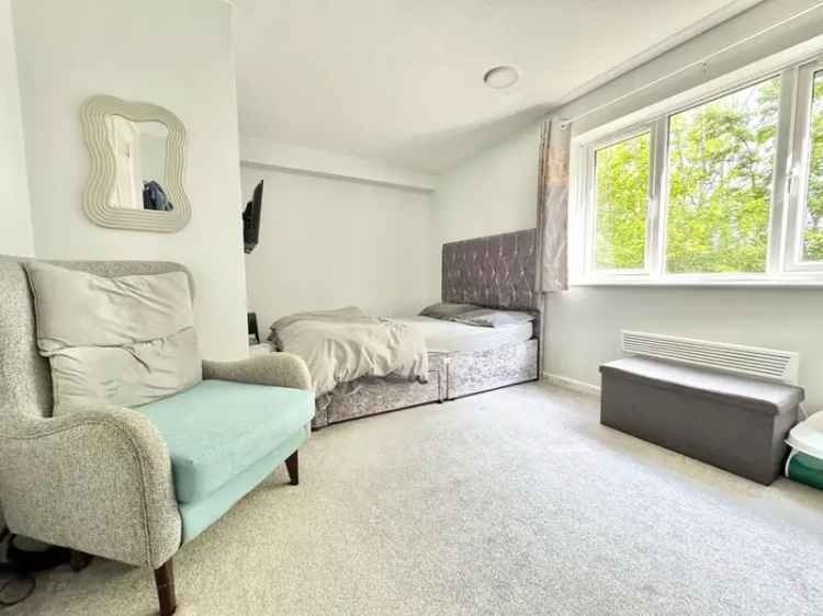 1 Bedroom Flat in Bedford - Charming Apartment