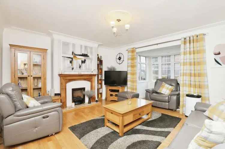 4 Bedroom Semi Detached House Langold Nottinghamshire