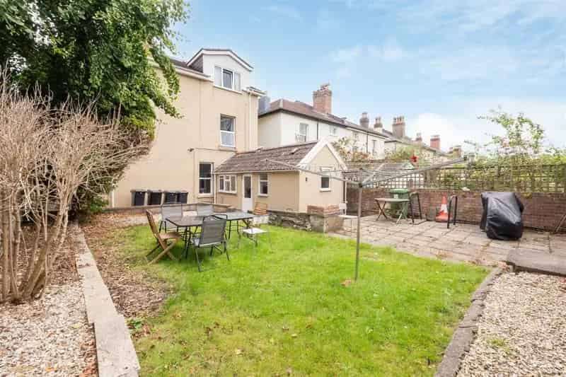 9 Bedroom Detached Student House Redland Academic Year 25 26