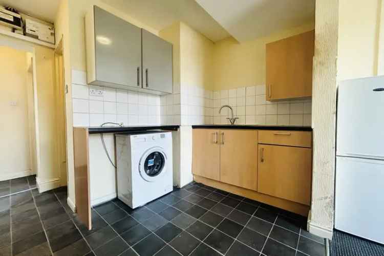 Railway Terrace Apartment Near Train Station Zero Deposit Available