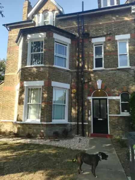 2 Bedroom House Conversion with Garden Parking Pets Allowed Right to Buy