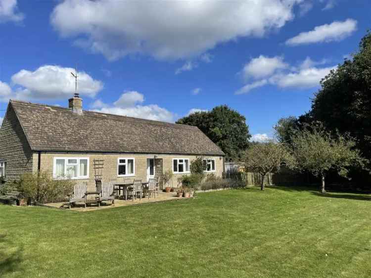 3 Bedroom Detached Bungalow for Sale Cotswolds