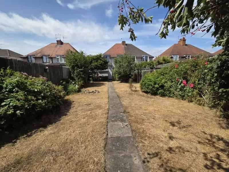 3 Bedroom Semi Detached House Binley West Midlands