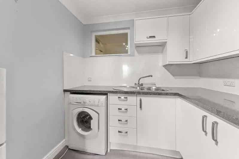 1 Bed Retirement Flat for Sale Near Town Centre