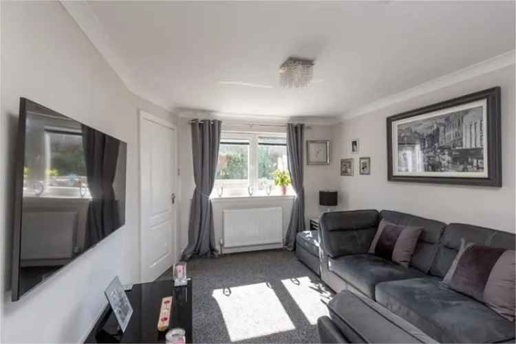 2 Bed House - Semi Detached with 1 Reception Room