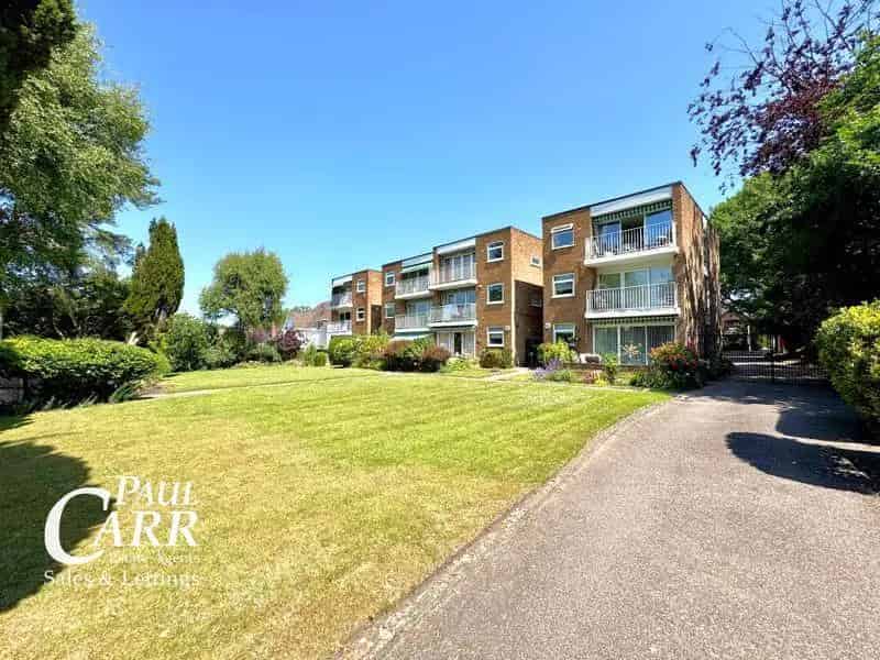 2 Bedroom Apartment for Sale Four Oaks