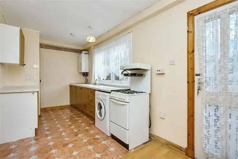 3 Bed Terraced House Bonnyrigg Family Home