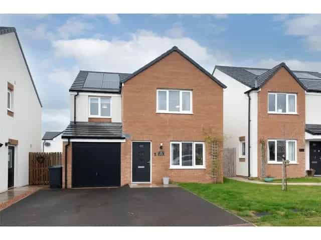 4 Bedroom Detached House for Sale Wormit