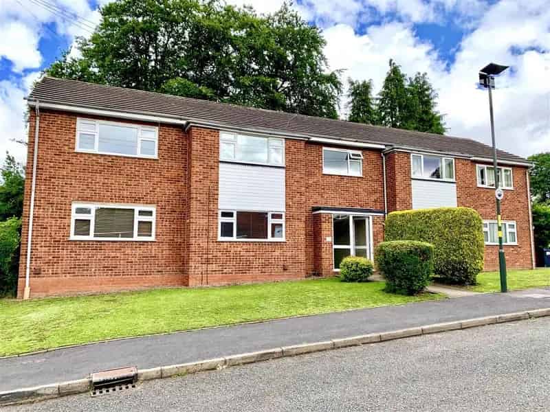 2 Bedroom Flat to Rent
