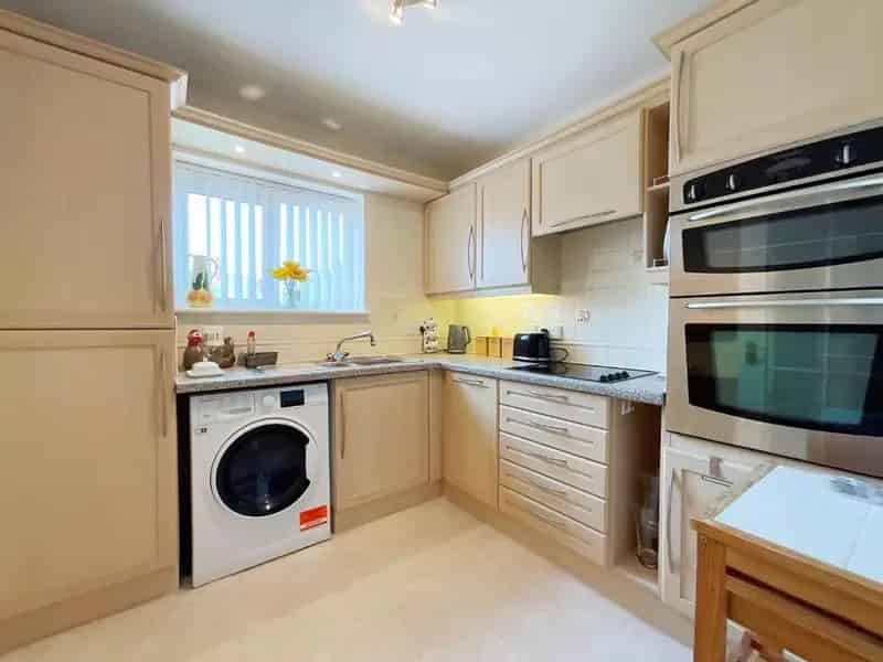 2 Bed Retirement Apartment for Sale