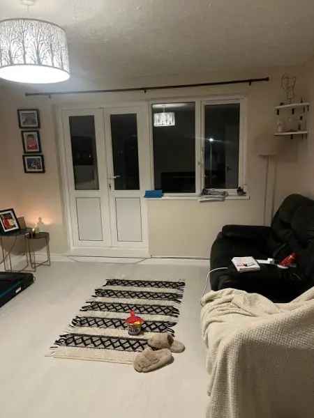 Flat For Rent in Shaftesbury, England