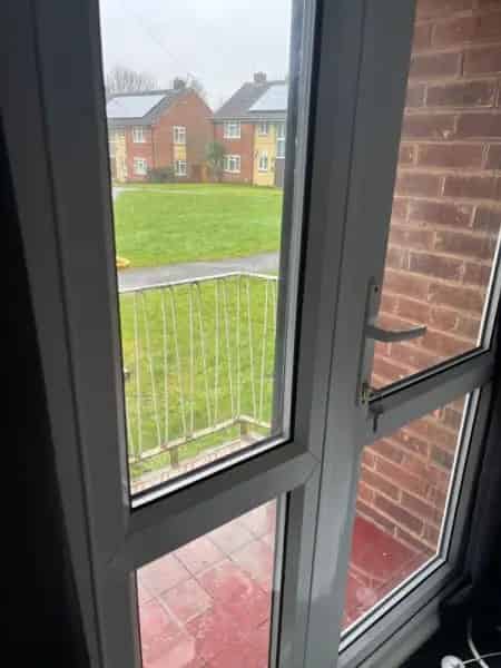 2 Bed House with Garden Sought - Quiet Flat Available