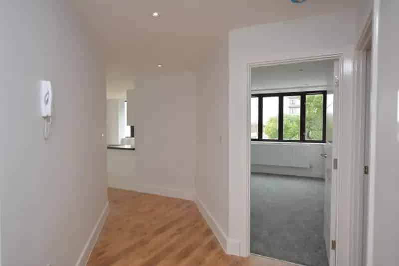 2 Bedroom Flat To Rent Available 21082026