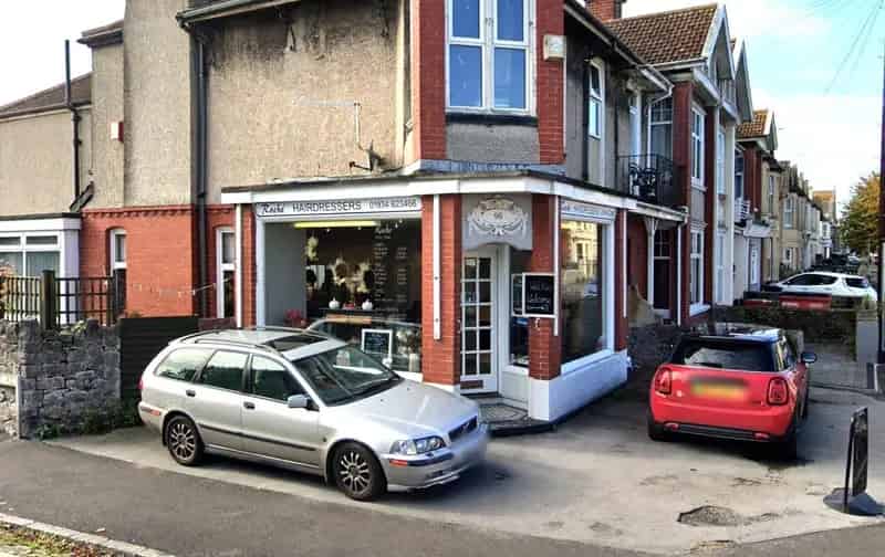 Weston-super-Mare Retail Shop - Beachfront Location