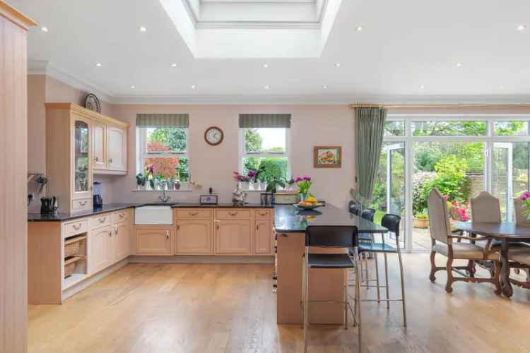 Detached House for sale with 5 bedrooms, Culmington Road, London