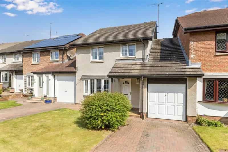 3 Bed House Trinity Edinburgh 2 Reception Rooms Garage Garden