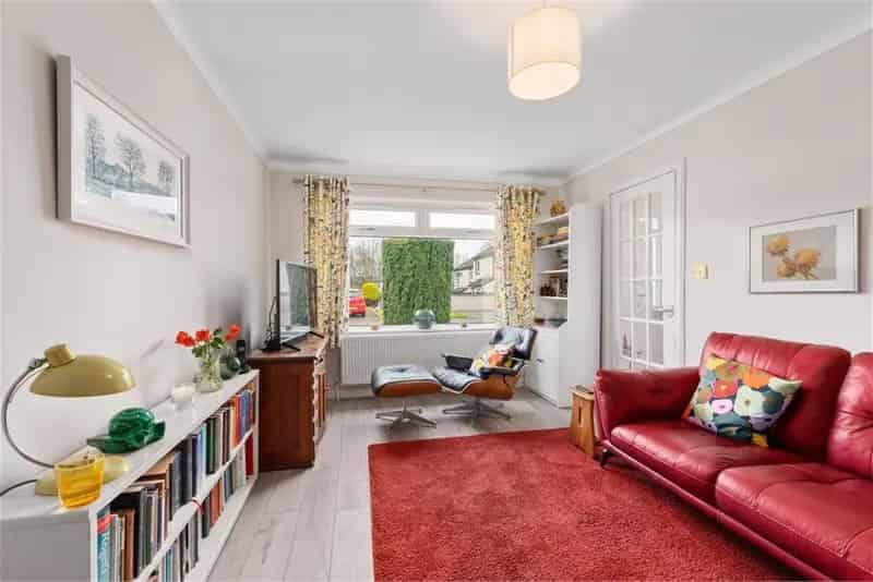 3 Bed Detached Bungalow with 2 Reception Rooms
