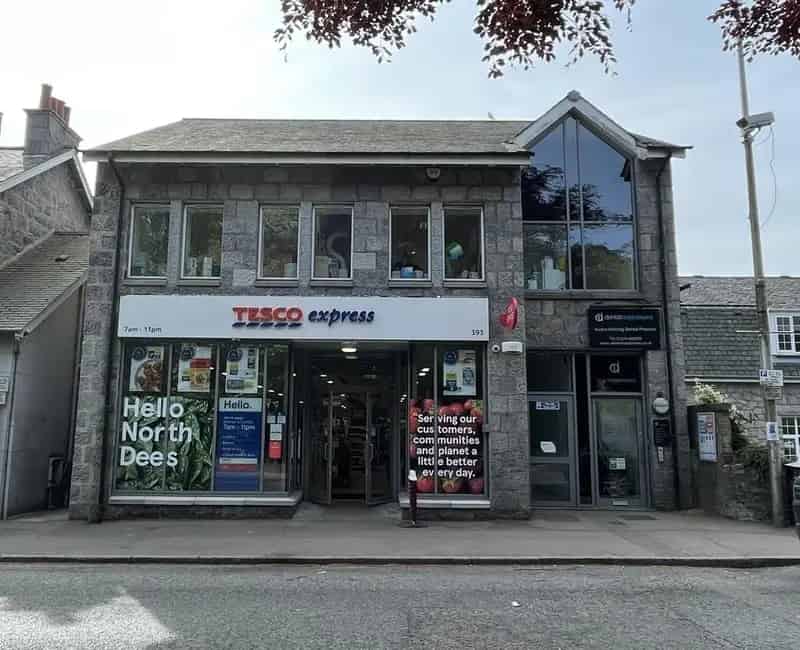 Tesco Express and Post Office Detached Property For Sale