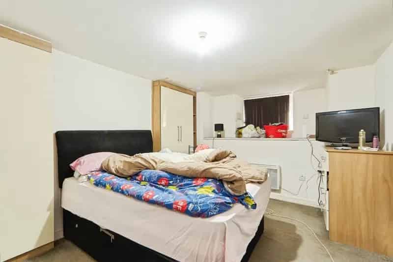 5 Bedroom HMO Terrace House Near Leeds City Centre