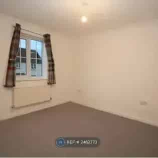 4 Bedroom Family Home Near Stretford Marina