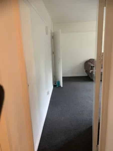 Convenient Town Center Home Near Amenities and Asda