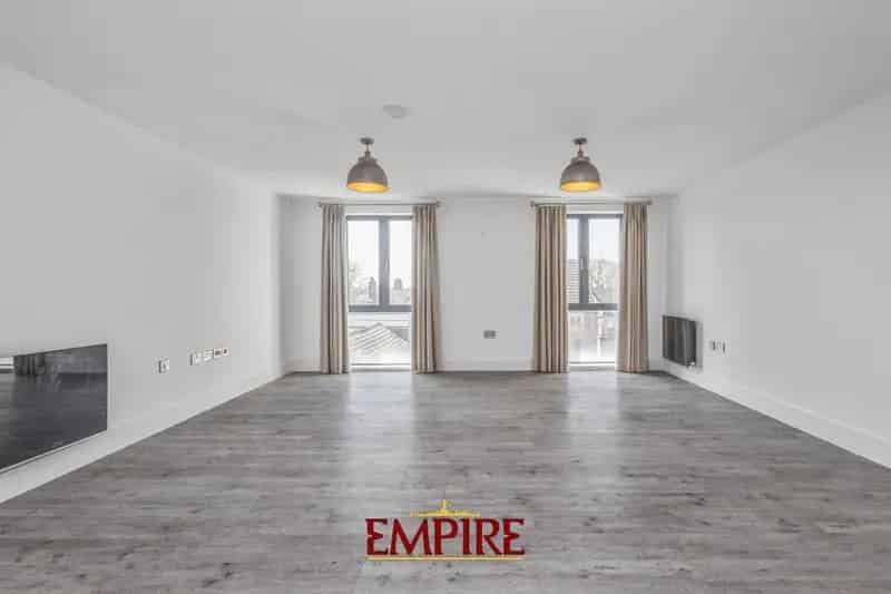2 Bedroom Flat for Sale in Birmingham