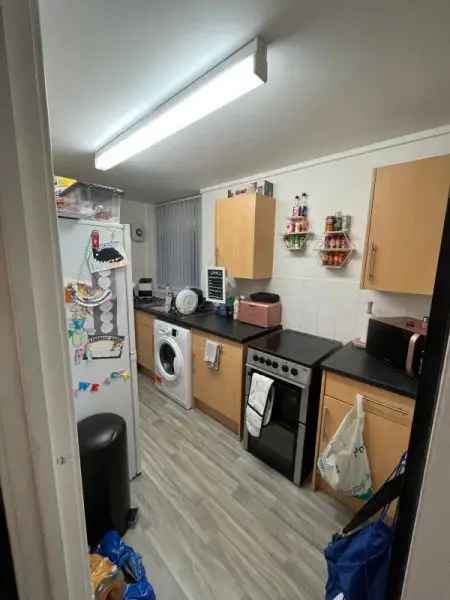 Flat For Rent in Birmingham, England