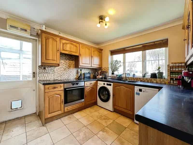 3 Bedroom Detached House For Sale Ruckinge Kent