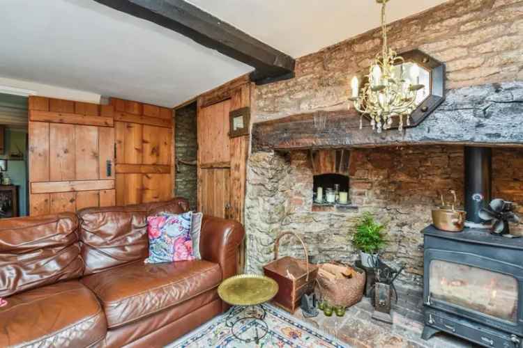 3 Bed House with Inglenook Fireplace and Country Views