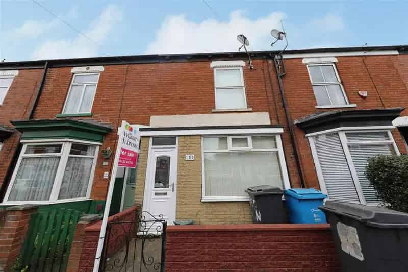 3 Bedroom Terraced House For Sale Requiring Modernisation