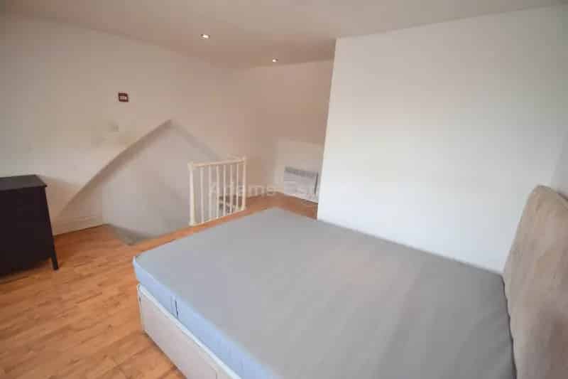 1 Bedroom Studio Flat to Rent Reading Bills Inclusive
