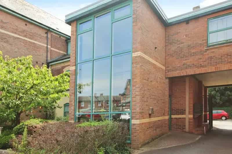 2 Bedroom Ground Floor Flat to Rent