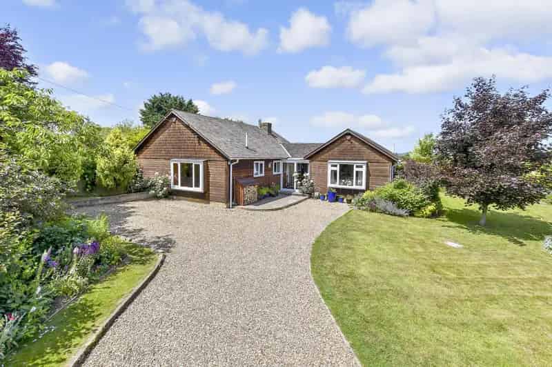 3-Bedroom Colt Bungalow in Idyllic Rural Setting