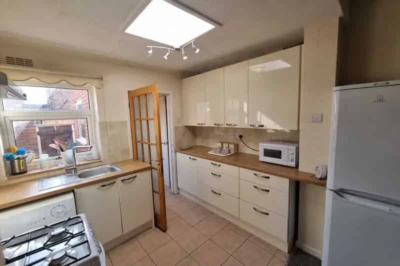 Two Bedroom House Available Now Zero Deposit Guarantee