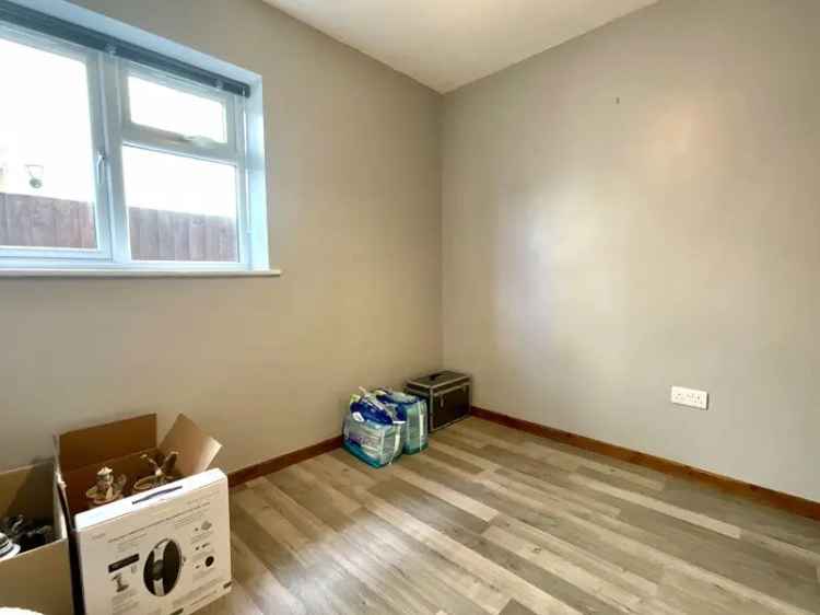 3 Bedroom Detached Bungalow for Sale in Hengistbury Head