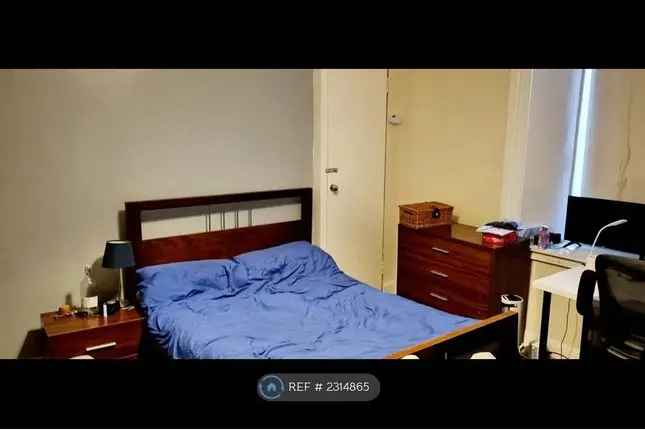 Flat to rent in Holland Street, Glasgow G2