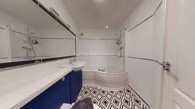 2 Bedroom Apartment House to Rent