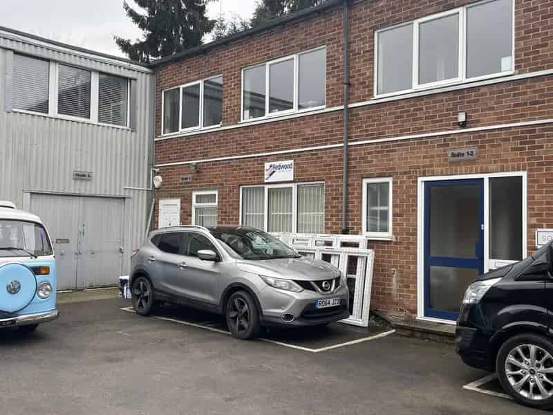 Ground Floor Office Workshop near Fleet Station
