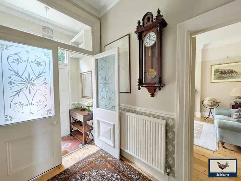 5 Bed Victorian House for Sale