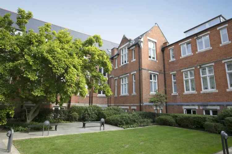 2 Bedroom Flat House to Rent Camberwell