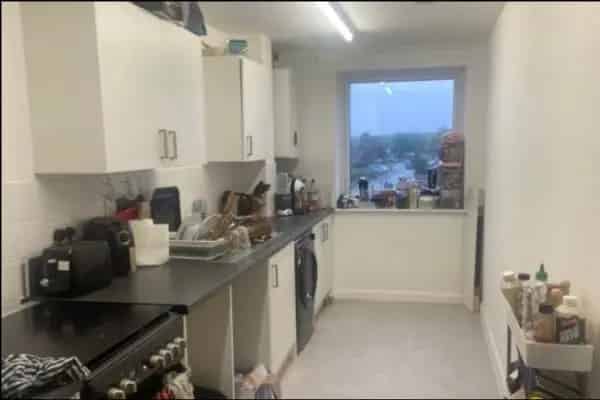2 Double Bedroom Flat with Balcony - New Build