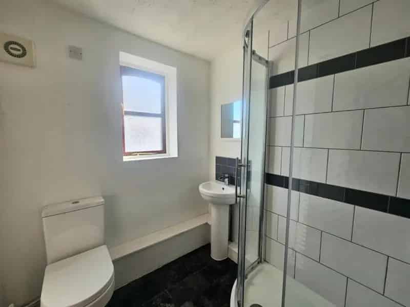 1 bed flat for sale