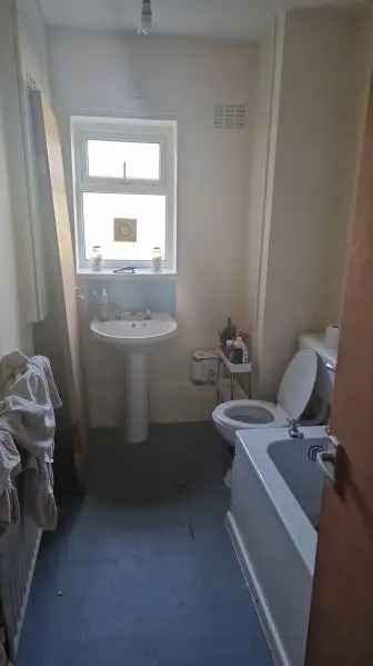 Flat For Rent in Sandwell, England