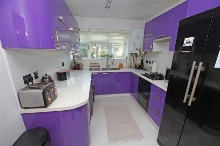 2 Bedroom Flat Bournemouth Seafront 6 Month Let