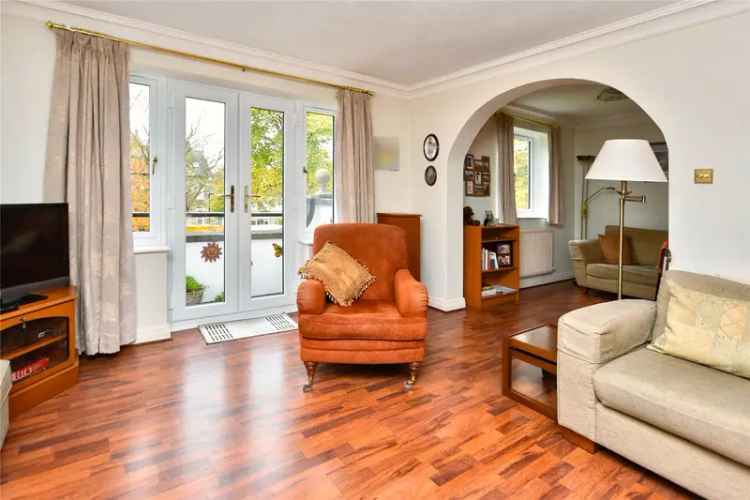 Apartment For Sale in Leeds, England