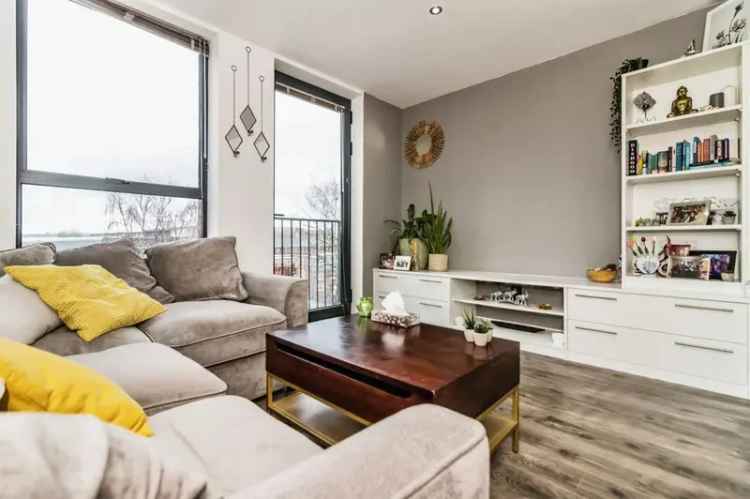 2 Bed Furnished Apartment Ancoats Manchester