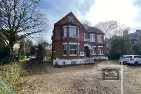 2 Bed Flat Southampton Near University