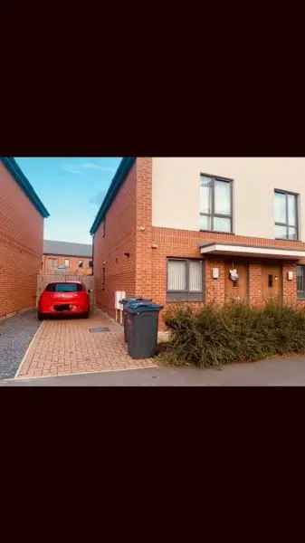 House For Rent in Birmingham, England